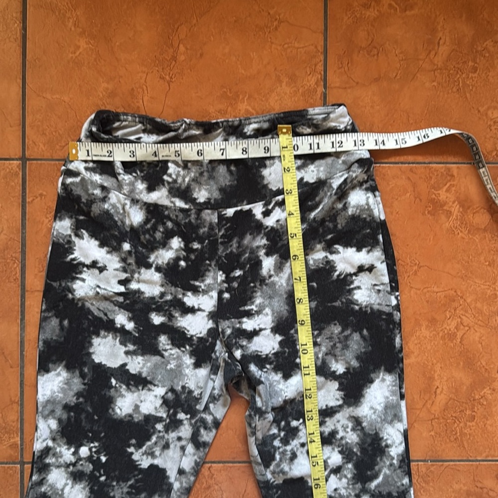 Leggings wide leg No boundaries size M - Picture 2 of 5